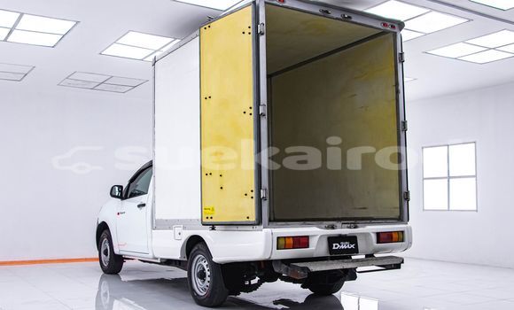 Buy Used Isuzu D-Max White Car in Bangkok in Bangkok Buy Used Isuzu D-Max White Car in Bangkok in Bangkok