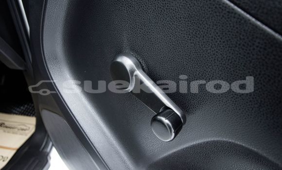 Buy Used Isuzu D-Max White Car in Bangkok in Bangkok Buy Used Isuzu D-Max White Car in Bangkok in Bangkok