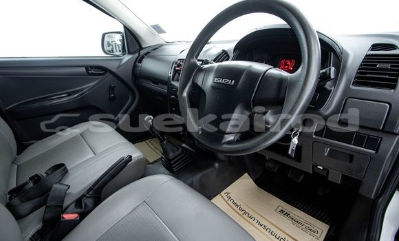 Buy Used Isuzu D-Max White Car in Bangkok in Bangkok Buy Used Isuzu D-Max White Car in Bangkok in Bangkok