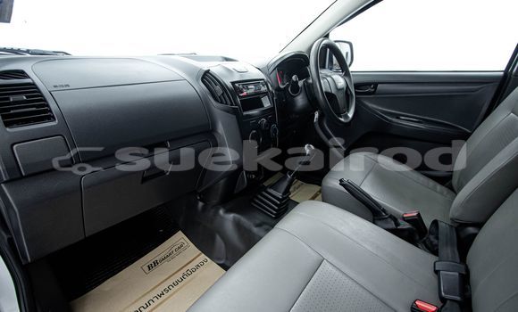 Buy Used Isuzu D-Max White Car in Bangkok in Bangkok Buy Used Isuzu D-Max White Car in Bangkok in Bangkok