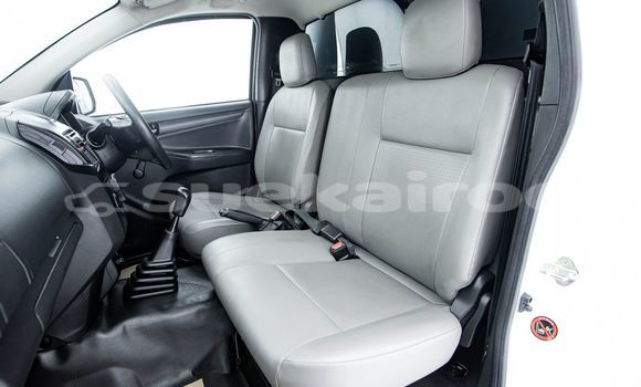 Buy Used Isuzu D-Max White Car in Bangkok in Bangkok Buy Used Isuzu D-Max White Car in Bangkok in Bangkok