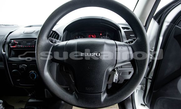Buy Used Isuzu D-Max White Car in Bangkok in Bangkok Buy Used Isuzu D-Max White Car in Bangkok in Bangkok