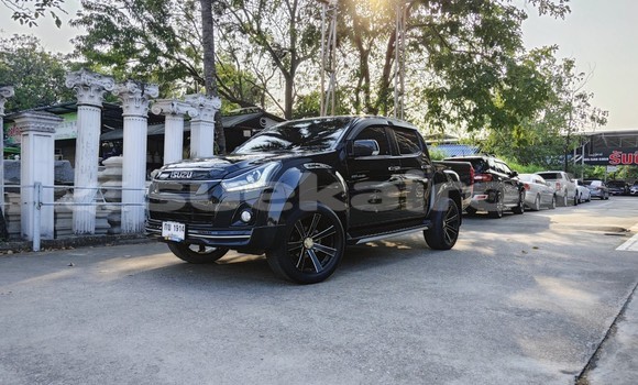 Buy Used Isuzu D-max Hi-Lander 4 dr Black Car in Bangkok in Bangkok Buy Used Isuzu D-max Hi-Lander 4 dr Black Car in Bangkok in Bangkok