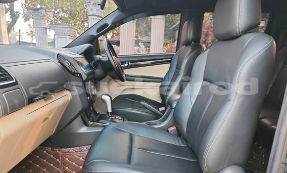 Buy Used Isuzu D-max Hi-Lander 4 dr Black Car in Bangkok in Bangkok Buy Used Isuzu D-max Hi-Lander 4 dr Black Car in Bangkok in Bangkok