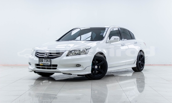 Buy Used Honda Accord White Car in Bangkok in Bangkok Buy Used Honda Accord White Car in Bangkok in Bangkok