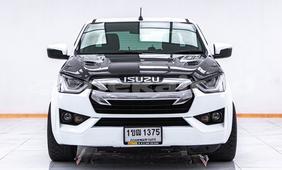 Buy Used Isuzu D–MAX White Car in Bangkok in Bangkok