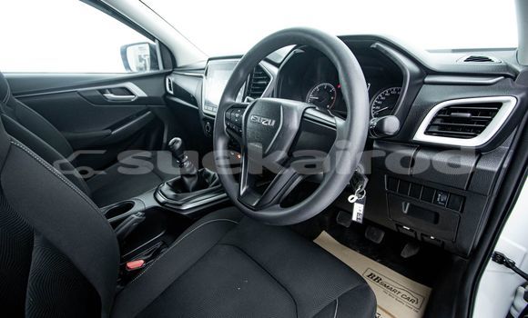 Buy Used Isuzu D-Max White Car in Bangkok in Bangkok Buy Used Isuzu D-Max White Car in Bangkok in Bangkok