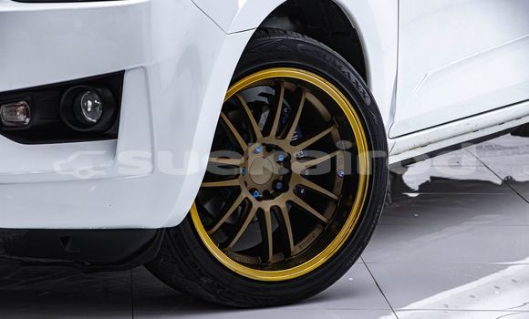 Buy Used Isuzu D-Max White Car in Bangkok in Bangkok Buy Used Isuzu D-Max White Car in Bangkok in Bangkok