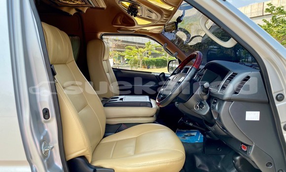 ซื้อ รถมือสอง Toyota Commuter อื่น ๆ รถยนต์ ใน %{เมือง} ใน กรุงเทพมหานคร ซื้อ รถมือสอง Toyota Commuter อื่น ๆ รถยนต์ ใน %{เมือง} ใน กรุงเทพมหานคร