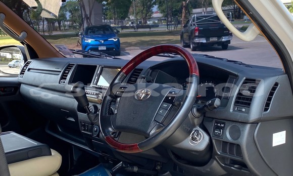 ซื้อ รถมือสอง Toyota Commuter อื่น ๆ รถยนต์ ใน %{เมือง} ใน กรุงเทพมหานคร ซื้อ รถมือสอง Toyota Commuter อื่น ๆ รถยนต์ ใน %{เมือง} ใน กรุงเทพมหานคร