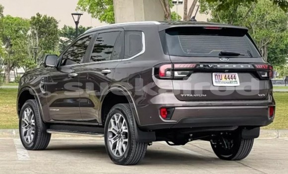 ซื้อ รถมือสอง Ford Everest สีน้ำตาล รถยนต์ ใน %{เมือง} ใน กรุงเทพมหานคร ซื้อ รถมือสอง Ford Everest สีน้ำตาล รถยนต์ ใน %{เมือง} ใน กรุงเทพมหานคร