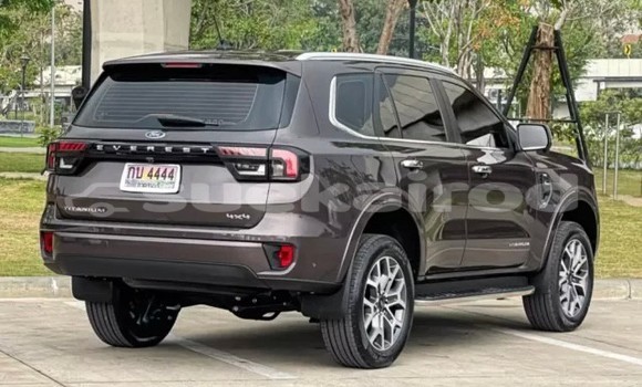 ซื้อ รถมือสอง Ford Everest สีน้ำตาล รถยนต์ ใน %{เมือง} ใน กรุงเทพมหานคร ซื้อ รถมือสอง Ford Everest สีน้ำตาล รถยนต์ ใน %{เมือง} ใน กรุงเทพมหานคร