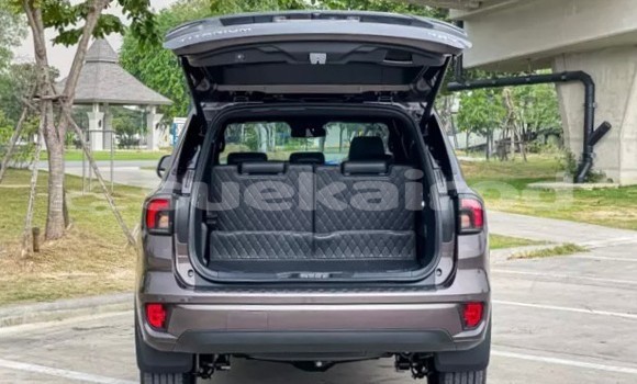 ซื้อ รถมือสอง Ford Everest สีน้ำตาล รถยนต์ ใน %{เมือง} ใน กรุงเทพมหานคร ซื้อ รถมือสอง Ford Everest สีน้ำตาล รถยนต์ ใน %{เมือง} ใน กรุงเทพมหานคร