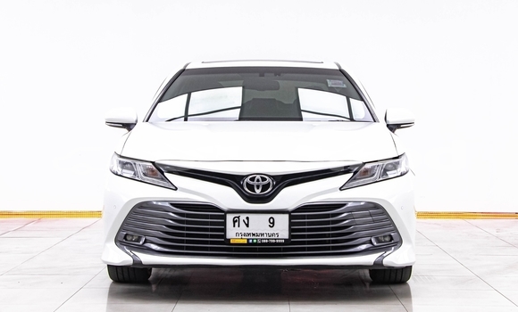 ซื้อ รถมือสอง Toyota Camry ขาว รถยนต์ ใน %{เมือง} ใน กรุงเทพมหานคร