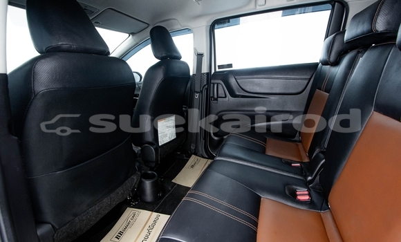 Buy Used Toyota Sienta White Car in Bangkok in Bangkok Buy Used Toyota Sienta White Car in Bangkok in Bangkok