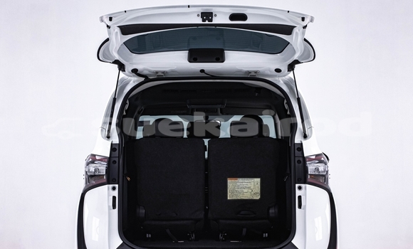 Buy Used Toyota Sienta White Car in Bangkok in Bangkok Buy Used Toyota Sienta White Car in Bangkok in Bangkok