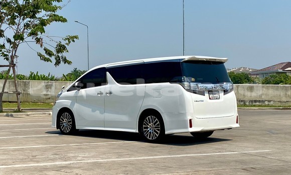 ซื้อ รถมือสอง Toyota Vellfire ขาว รถยนต์ ใน %{เมือง} ใน กรุงเทพมหานคร ซื้อ รถมือสอง Toyota Vellfire ขาว รถยนต์ ใน %{เมือง} ใน กรุงเทพมหานคร