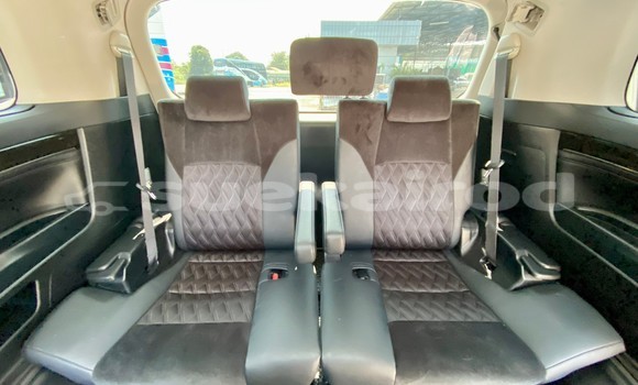 ซื้อ รถมือสอง Toyota Vellfire ขาว รถยนต์ ใน %{เมือง} ใน กรุงเทพมหานคร ซื้อ รถมือสอง Toyota Vellfire ขาว รถยนต์ ใน %{เมือง} ใน กรุงเทพมหานคร