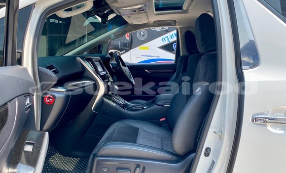 ซื้อ รถมือสอง Toyota Vellfire ขาว รถยนต์ ใน %{เมือง} ใน กรุงเทพมหานคร ซื้อ รถมือสอง Toyota Vellfire ขาว รถยนต์ ใน %{เมือง} ใน กรุงเทพมหานคร