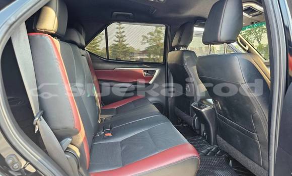 ซื้อ รถมือสอง Toyota Fortuner สีดำ รถยนต์ ใน %{เมือง} ใน กรุงเทพมหานคร ซื้อ รถมือสอง Toyota Fortuner สีดำ รถยนต์ ใน %{เมือง} ใน กรุงเทพมหานคร