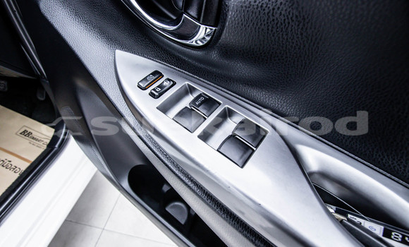 ซื้อ รถมือสอง Toyota Yaris ขาว รถยนต์ ใน %{เมือง} ใน กรุงเทพมหานคร ซื้อ รถมือสอง Toyota Yaris ขาว รถยนต์ ใน %{เมือง} ใน กรุงเทพมหานคร