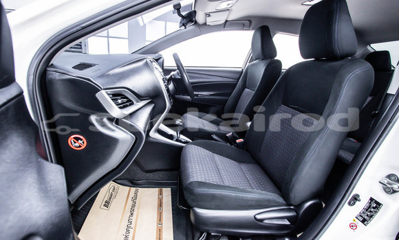 Buy Used Toyota Yaris Ativ White Car in Bangkok in Bangkok Buy Used Toyota Yaris Ativ White Car in Bangkok in Bangkok