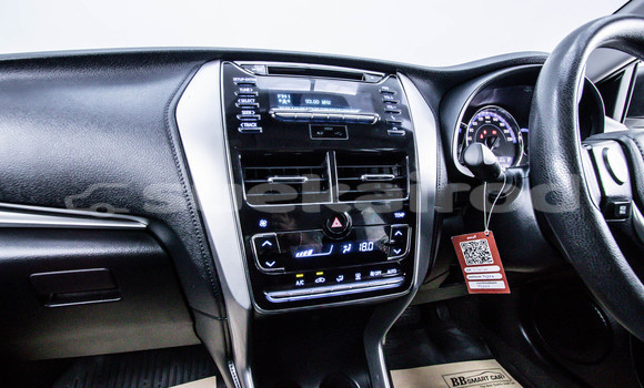 Buy Used Toyota Yaris Ativ White Car in Bangkok in Bangkok Buy Used Toyota Yaris Ativ White Car in Bangkok in Bangkok