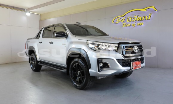 Buy Used Toyota Hiluxe Revo Silver Car in Bangkok in Bangkok