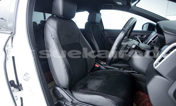 Buy Used Honda City White Car in Bangkok in Bangkok Buy Used Honda City White Car in Bangkok in Bangkok