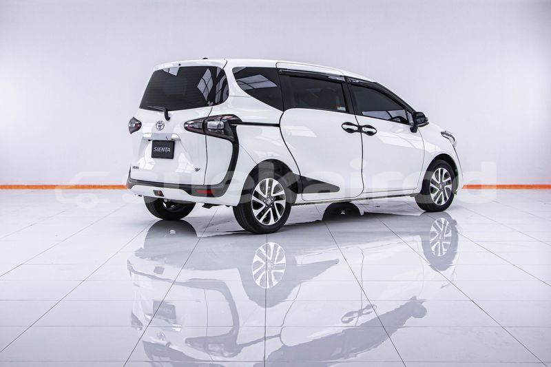Big with watermark toyota sienta bangkok bangkok 69116
