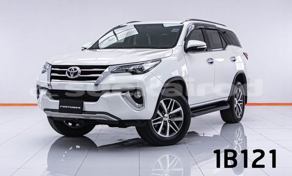 ซื้อ รถมือสอง Toyota Fortuner ขาว รถยนต์ ใน %{เมือง} ใน กรุงเทพมหานคร ซื้อ รถมือสอง Toyota Fortuner ขาว รถยนต์ ใน %{เมือง} ใน กรุงเทพมหานคร
