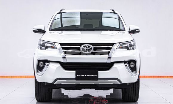 ซื้อ รถมือสอง Toyota Fortuner ขาว รถยนต์ ใน %{เมือง} ใน กรุงเทพมหานคร ซื้อ รถมือสอง Toyota Fortuner ขาว รถยนต์ ใน %{เมือง} ใน กรุงเทพมหานคร