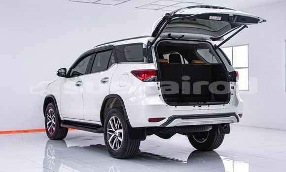 ซื้อ รถมือสอง Toyota Fortuner ขาว รถยนต์ ใน %{เมือง} ใน กรุงเทพมหานคร ซื้อ รถมือสอง Toyota Fortuner ขาว รถยนต์ ใน %{เมือง} ใน กรุงเทพมหานคร