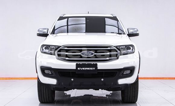 Buy Used Ford Everest White Car in Bangkok in Bangkok Buy Used Ford Everest White Car in Bangkok in Bangkok