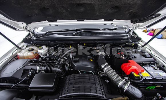 Buy Used Ford Everest White Car in Bangkok in Bangkok Buy Used Ford Everest White Car in Bangkok in Bangkok