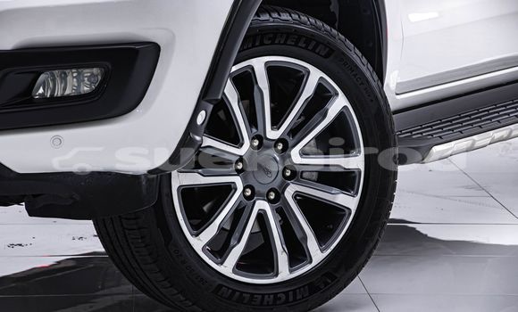 Buy Used Ford Everest White Car in Bangkok in Bangkok Buy Used Ford Everest White Car in Bangkok in Bangkok