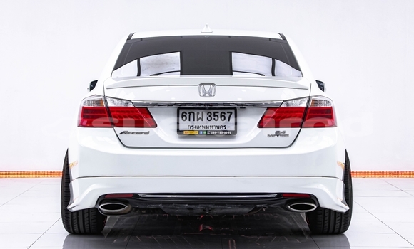 ซื้อ รถมือสอง Honda Accord ขาว รถยนต์ ใน %{เมือง} ใน กรุงเทพมหานคร ซื้อ รถมือสอง Honda Accord ขาว รถยนต์ ใน %{เมือง} ใน กรุงเทพมหานคร