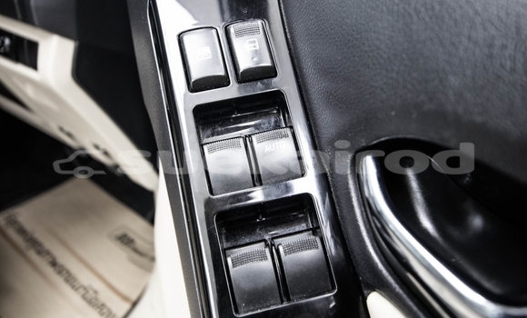 Buy Used Isuzu MU-X White Car in Bangkok in Bangkok Buy Used Isuzu MU-X White Car in Bangkok in Bangkok