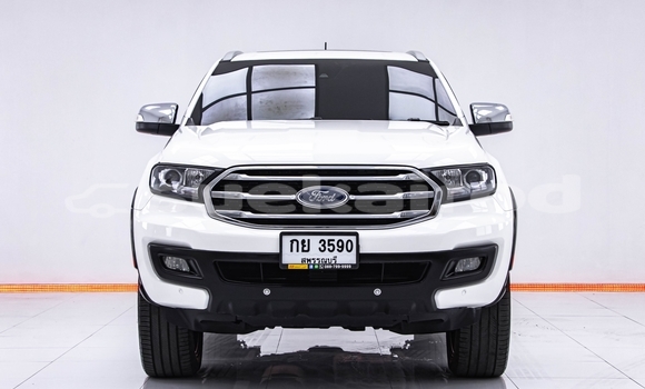 ซื้อ รถมือสอง Ford Everest ขาว รถยนต์ ใน %{เมือง} ใน กรุงเทพมหานคร