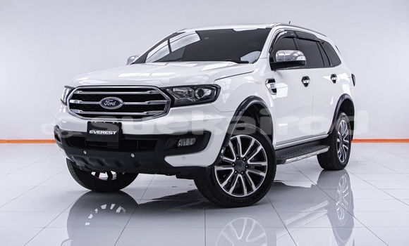 ซื้อ รถมือสอง Ford Everest ขาว รถยนต์ ใน %{เมือง} ใน กรุงเทพมหานคร ซื้อ รถมือสอง Ford Everest ขาว รถยนต์ ใน %{เมือง} ใน กรุงเทพมหานคร