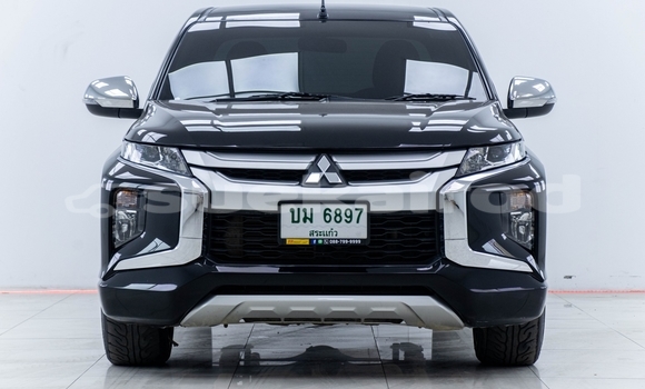 ซื้อ รถมือสอง Mitsubishi Triton สีดำ รถยนต์ ใน %{เมือง} ใน กรุงเทพมหานคร