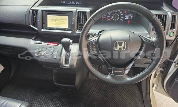 Buy Used Honda Stepwgn White Car in Bangkok in Bangkok Buy Used Honda Stepwgn White Car in Bangkok in Bangkok
