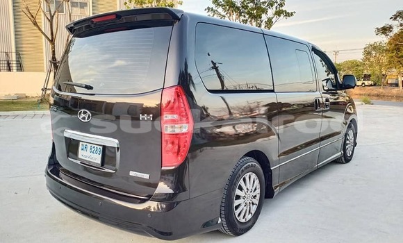 ซื้อ รถมือสอง Hyundai H1 สีดำ รถยนต์ ใน %{เมือง} ใน กรุงเทพมหานคร ซื้อ รถมือสอง Hyundai H1 สีดำ รถยนต์ ใน %{เมือง} ใน กรุงเทพมหานคร