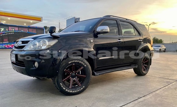 ซื้อ รถมือสอง Toyota Fortuner สีดำ รถยนต์ ใน %{เมือง} ใน กรุงเทพมหานคร