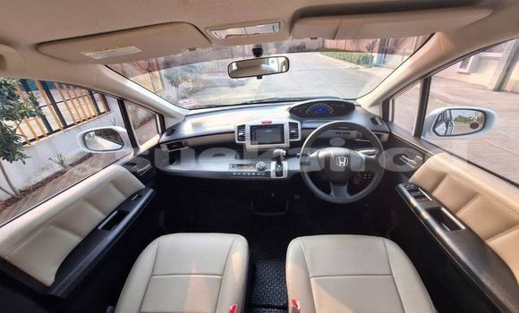 Buy Used Honda Freed White Car in Bangkok in Bangkok Buy Used Honda Freed White Car in Bangkok in Bangkok