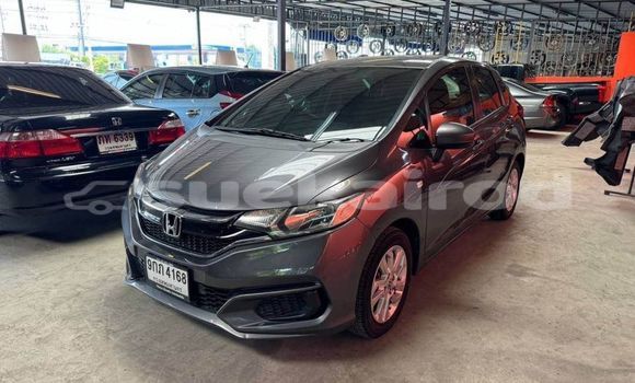ซื้อ รถมือสอง Honda Jazz อื่น ๆ รถยนต์ ใน %{เมือง} ใน กรุงเทพมหานคร