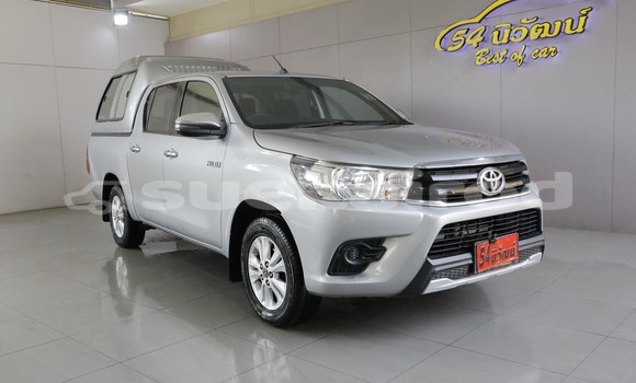 ซื้อ รถมือสอง Toyota Hiluxe Revo เงิน รถยนต์ ใน %{เมือง} ใน กรุงเทพมหานคร