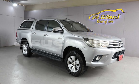 ซื้อ รถมือสอง Toyota Hiluxe Revo เงิน รถยนต์ ใน %{เมือง} ใน กรุงเทพมหานคร