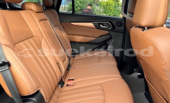 Buy Used Isuzu MU-X Brown Car in Bangkok in Bangkok Buy Used Isuzu MU-X Brown Car in Bangkok in Bangkok