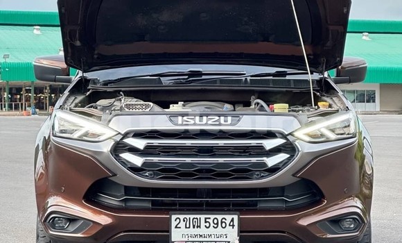 Buy Used Isuzu MU-X Brown Car in Bangkok in Bangkok Buy Used Isuzu MU-X Brown Car in Bangkok in Bangkok